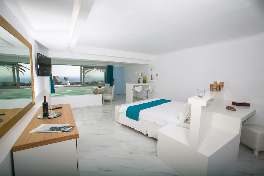 SUITE WITH JACUZZI Room, Suntouch Suites ‘’By Checkin’’ Adults Only, Mykonos