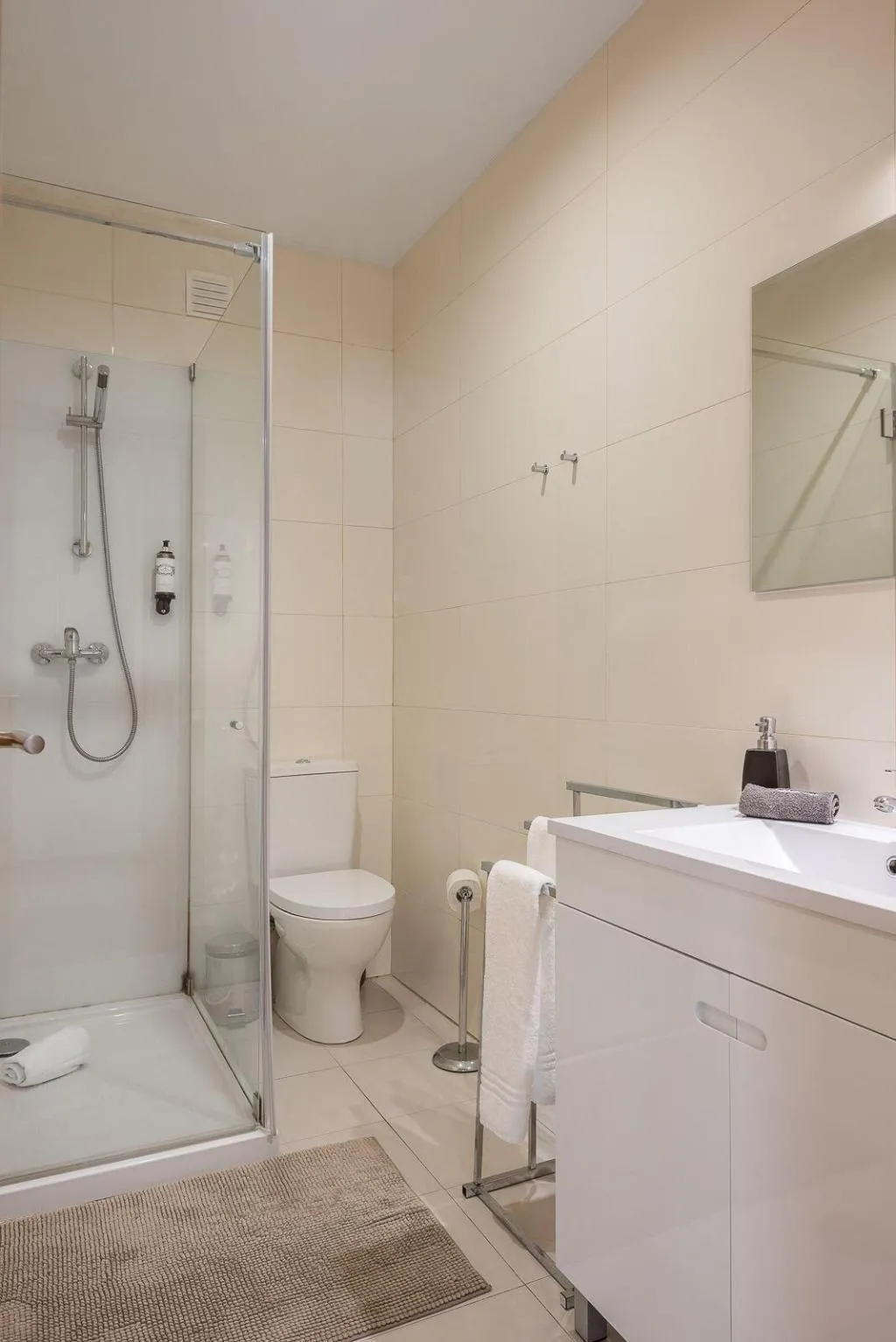 Room, Oporto Stories Apartments - Santa Catarina, 219, Porto