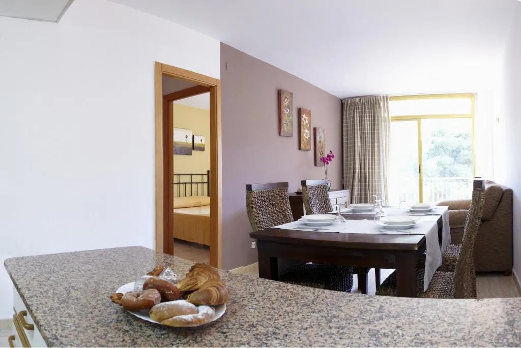 APARTMENT CAPACITY 5 Room, Catalonia Gardens, Costa Dorada