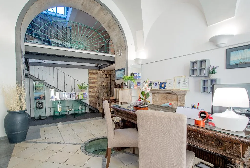 Lobby, Rivoli Sorrento, Naples
