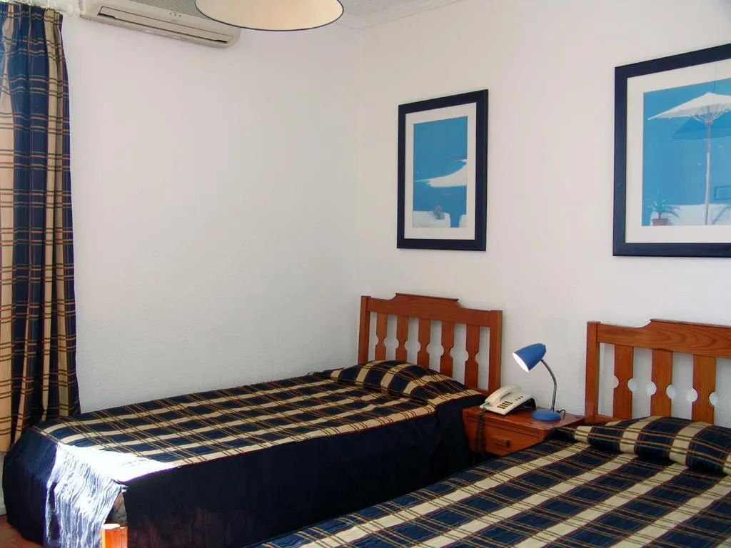 APARTMENT TWO BEDROOMS Room, Apartamentos Turísticos Regina, Algarve