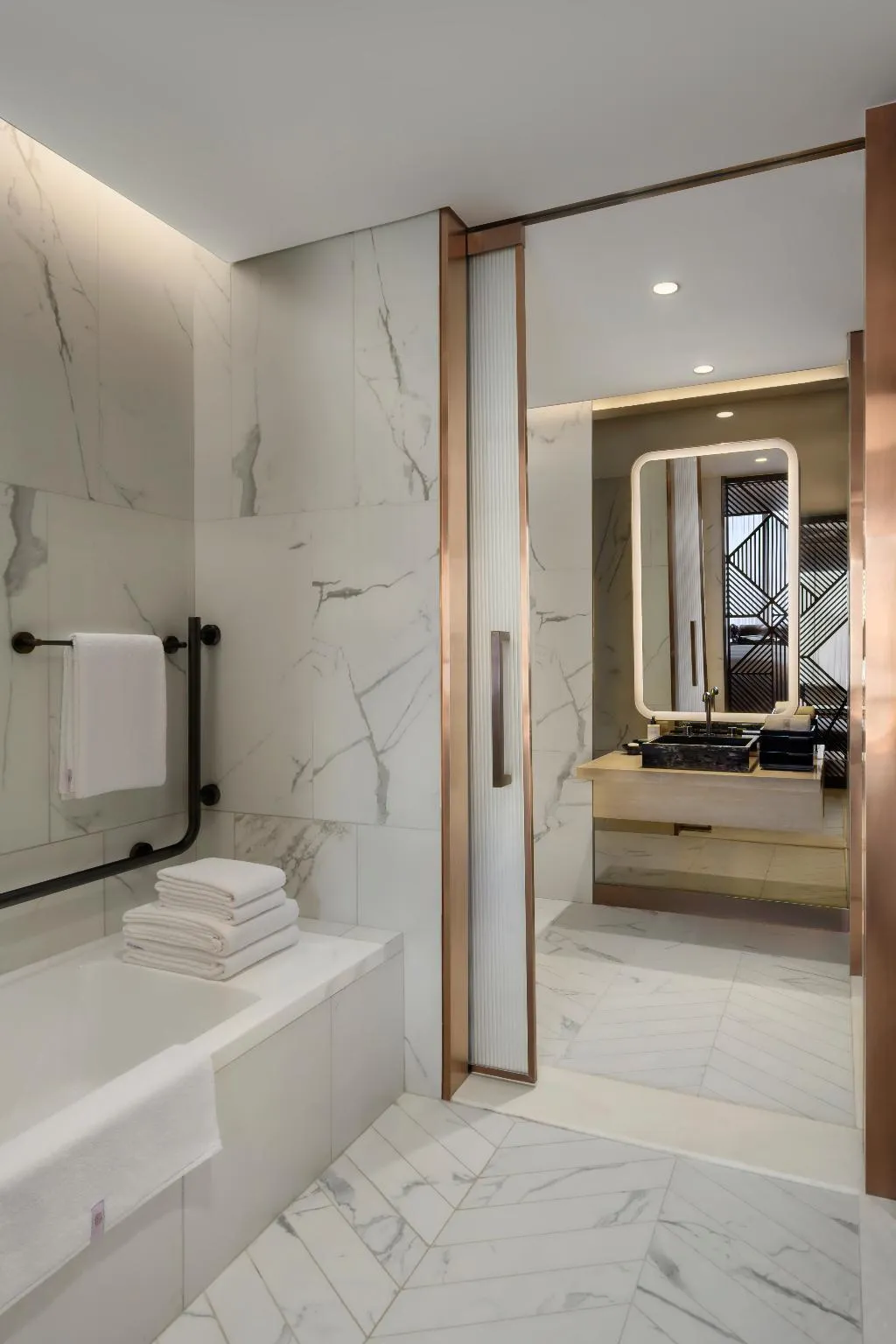 Double or Twin CLUB Room, SO/ Uptown Dubai, Dubai