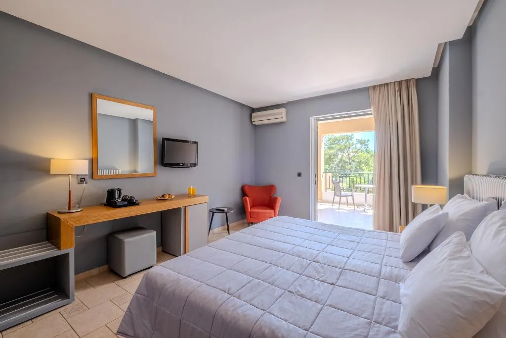 DOUBLE SUPERIOR Room, Mediterranean Beach Resort, Zante
