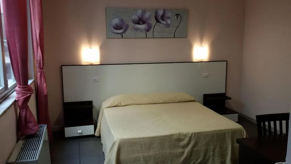 Room, Hotel Lucania, Milan