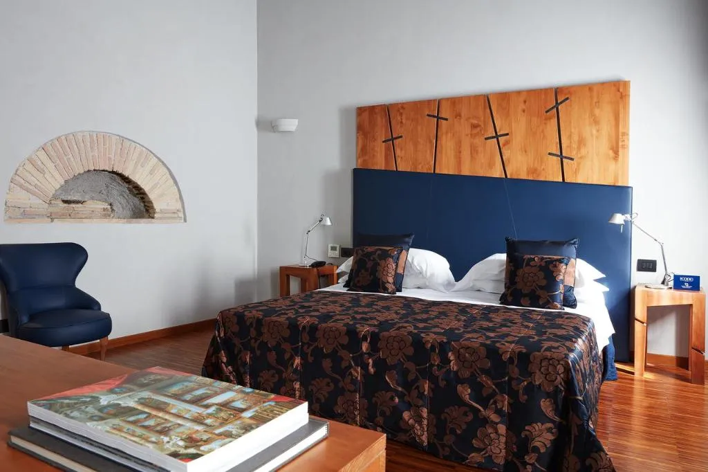 TRIPLE CLASSIC Room, The Code Hotel, Rome