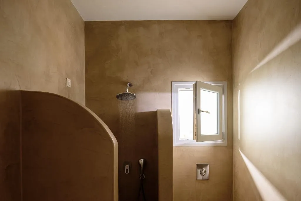 SUITE WITH JACUZZI Room, Aliter Suites, Santorini
