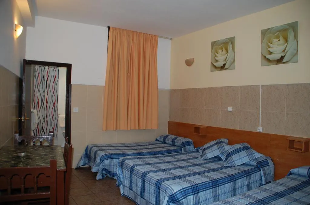 General view, Pension 45, Barcelona