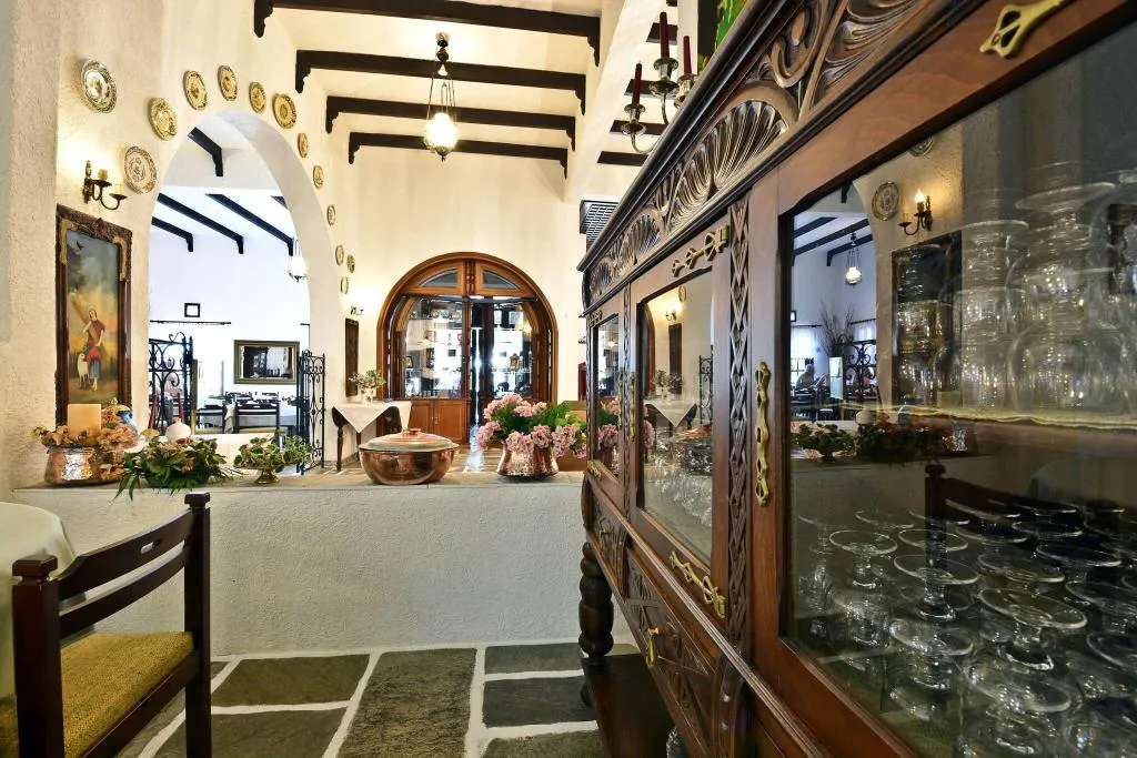 Lobby, Prince Stafylos, Skiathos