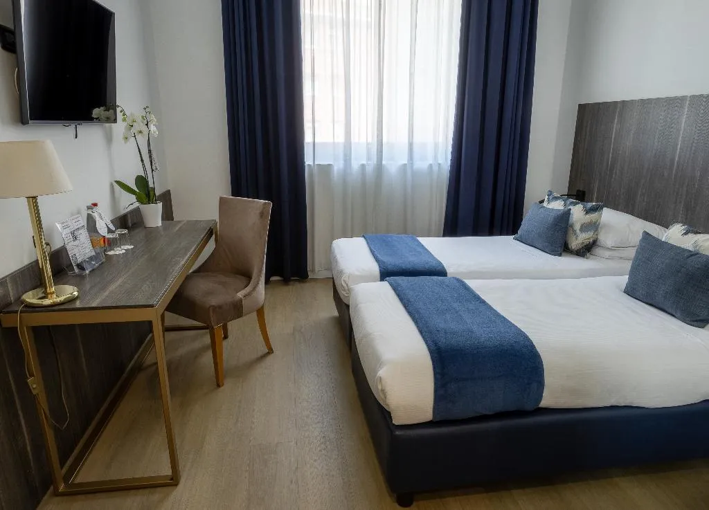 TWIN STANDARD Room, Grand Hotel Tiberio, Rome