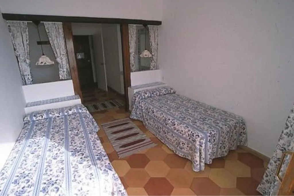 Room, Aldea C.Fornells II, Majorca