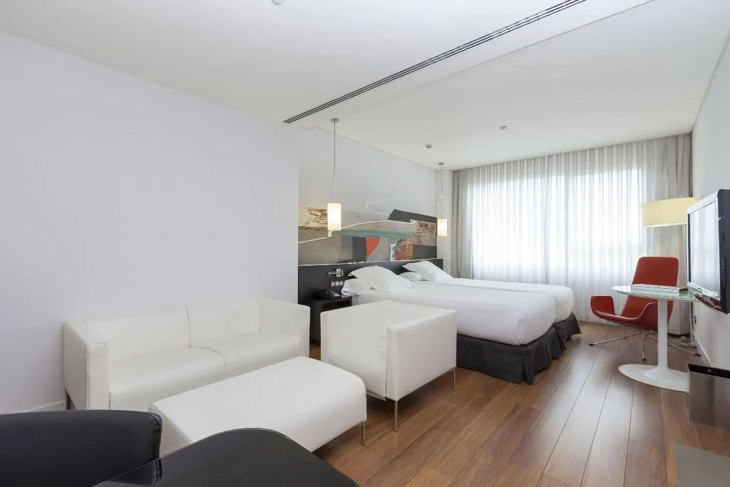 DOUBLE EXECUTIVE Room, Axor Barajas, Madrid