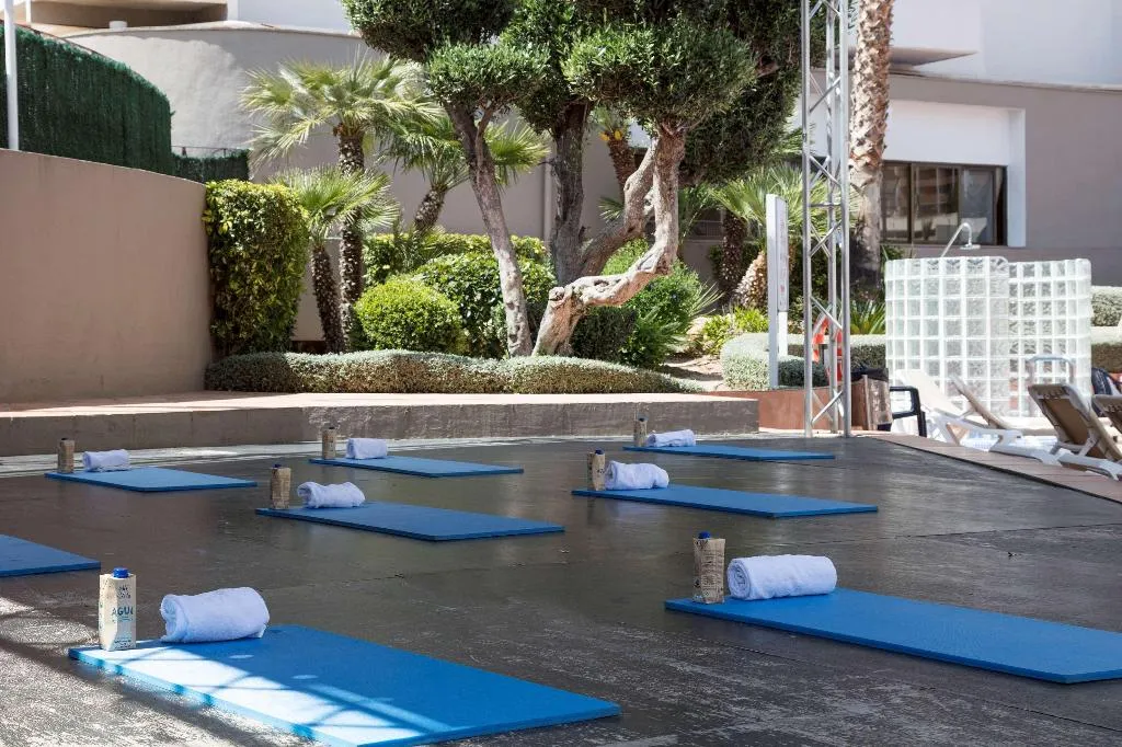 Sports and Entertainment, Sol Pelicanos Ocas, Costa Blanca