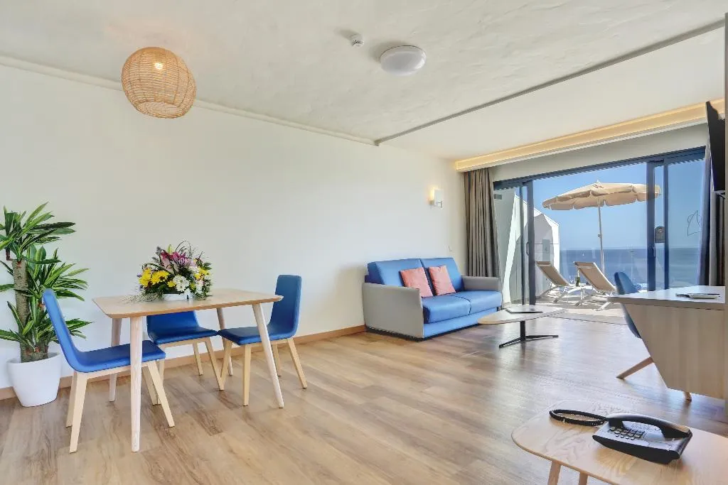 APARTMENT SEA VIEW Room, Garden and Sea Boutique Lodging by LIVVO, Fuerteventura