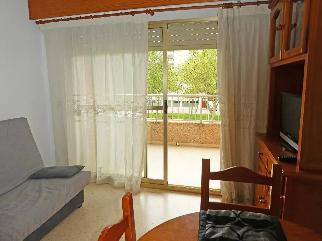 APARTMENT CAPACITY 6 TWO BEDROOMS Room, Jardines de Gandia VI - VIII 3000, Valencia