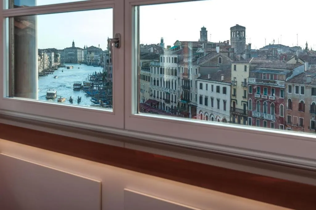General view, Rialto Hotel, Venice