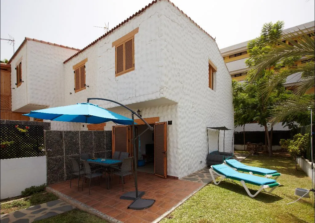 BUNGALOW SUPERIOR TWO BEDROOMS Room, Bungalows Betancuria, Gran Canaria