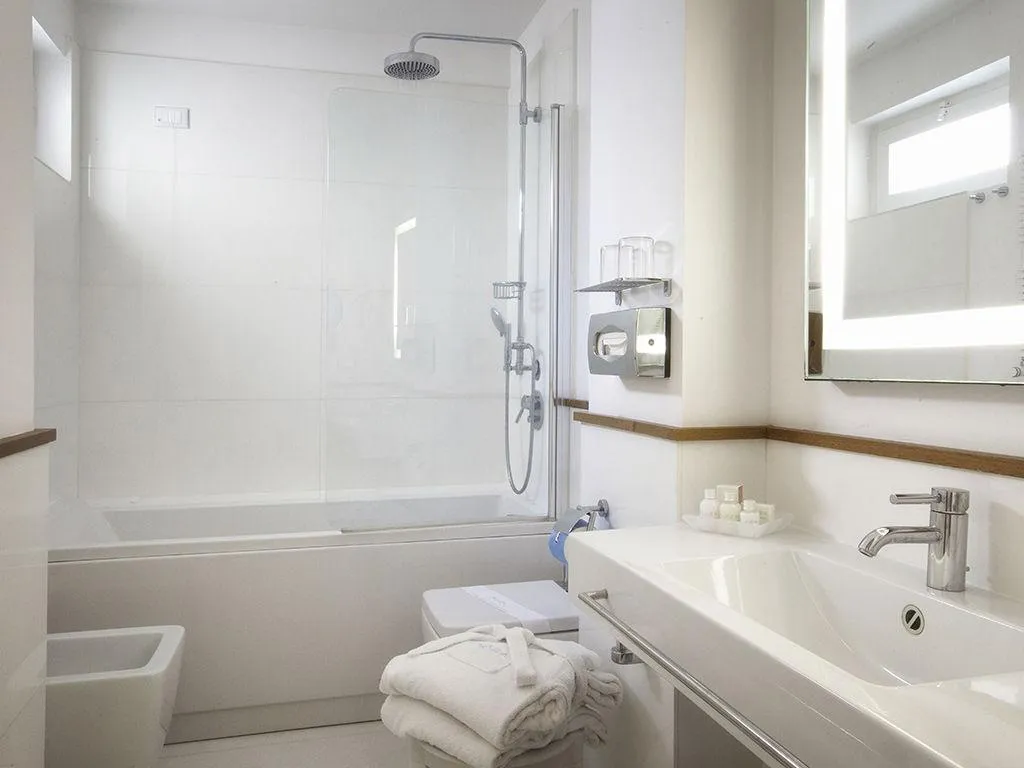 DOUBLE COMFORT Room, Hotel Plaza, Naples