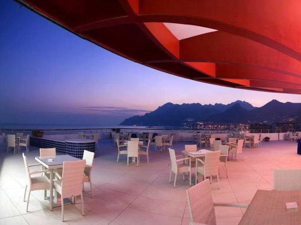 Terrace, Grand Hotel Salerno, Naples