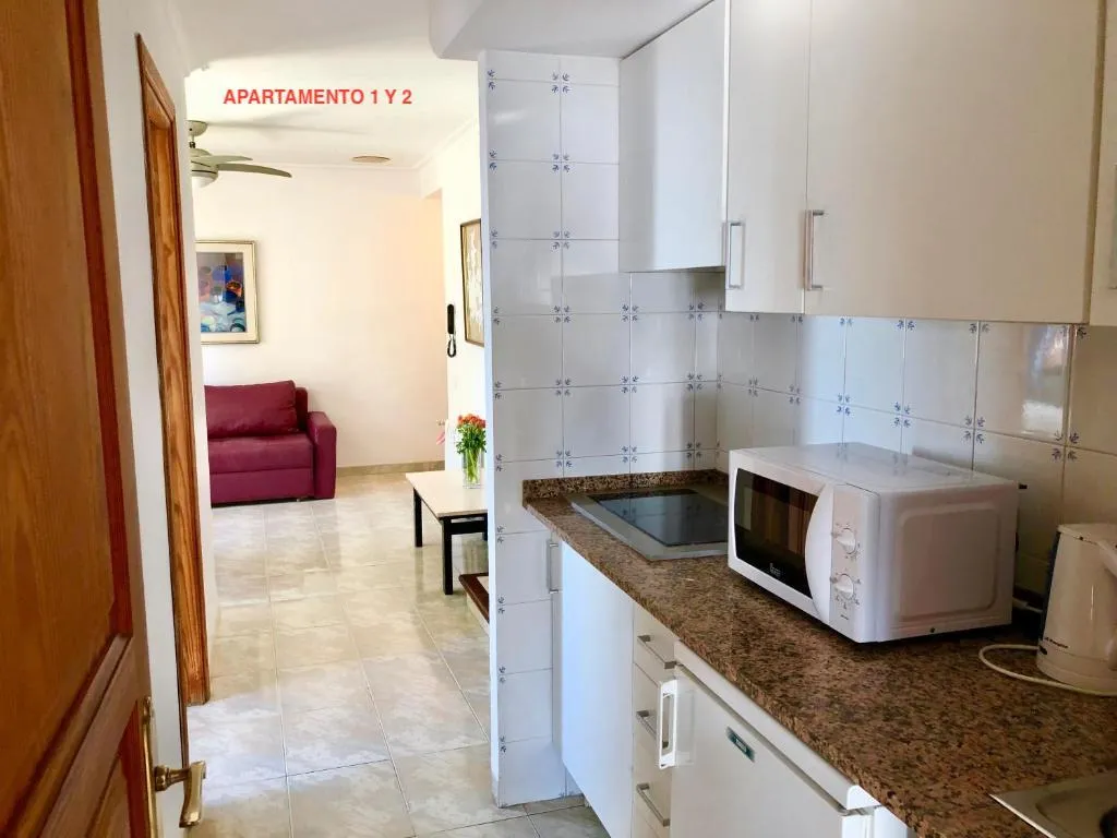 APARTMENT BEACH FRONT TWO BEDROOMS Room, Torre Playa, Majorca