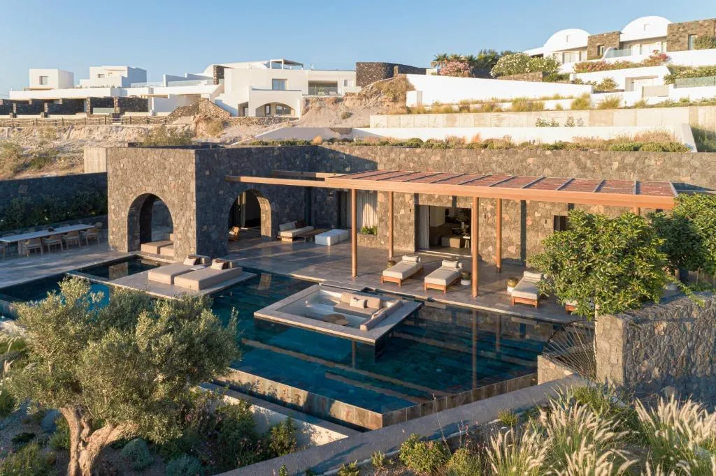 VILLA FIVE BEDROOMS Room, Canaves  Epitome, Santorini