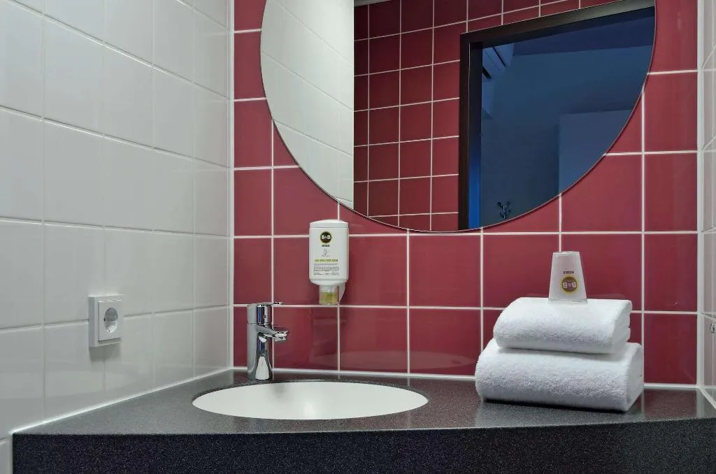 Room, B&B HOTEL Berlin-Alexanderplatz, Berlin