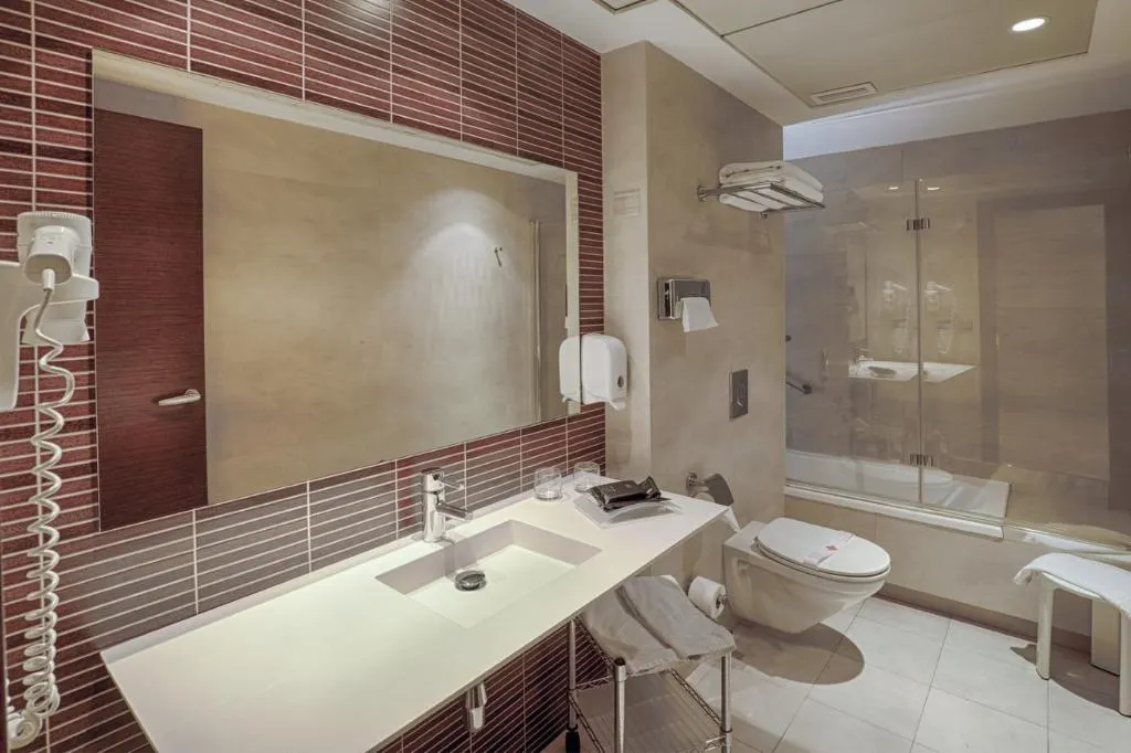 QUADRUPLE STANDARD Room, Port Elche, Costa Blanca