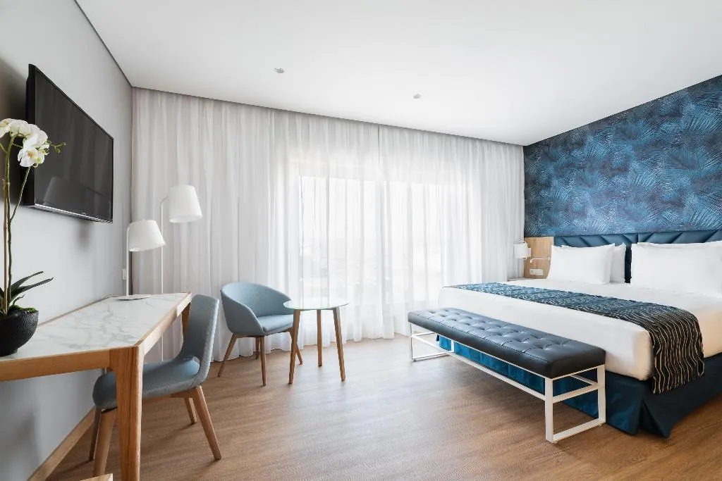 JUNIOR SUITE STANDARD Room, Eurostars Matosinhos, Porto