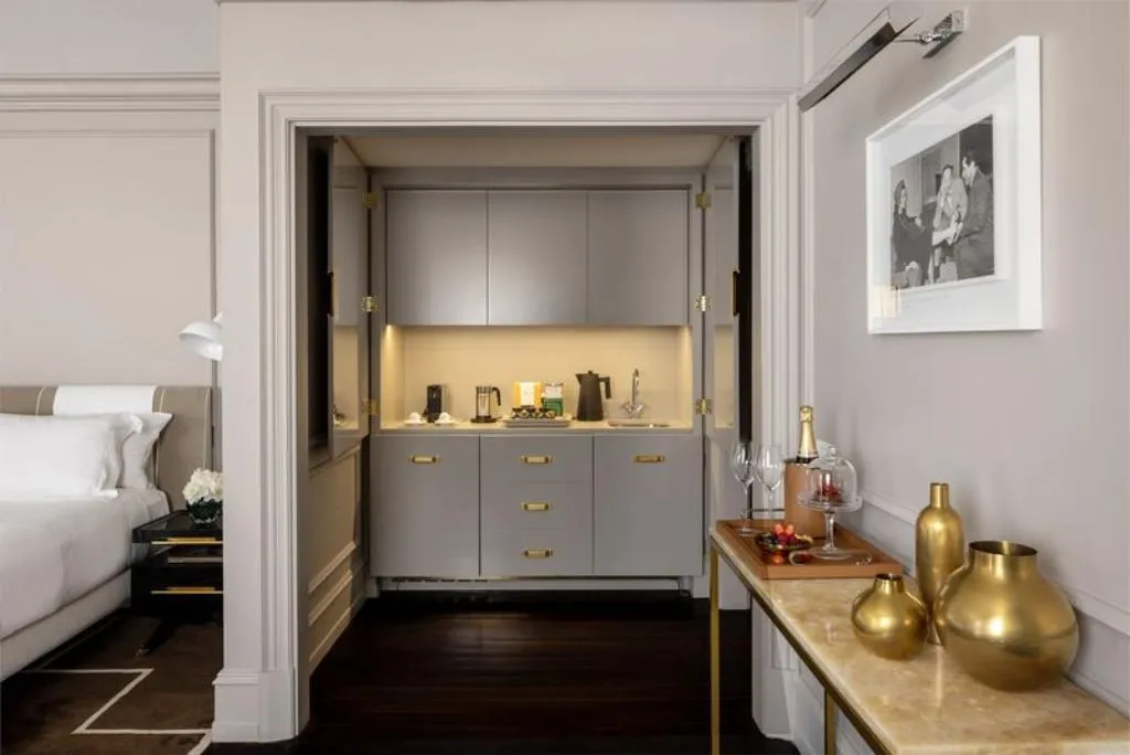 SUITE STANDARD Room, Portrait Firenze, Florence