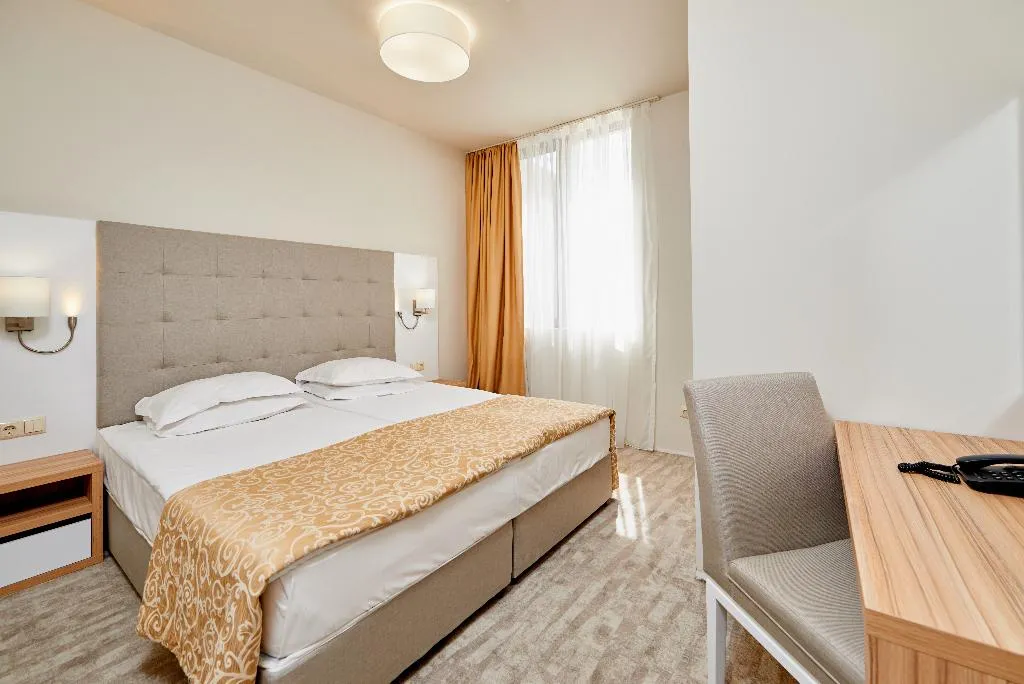 APARTMENT SUPERIOR Room, Laguna Park and Aqua Club, Bourgas