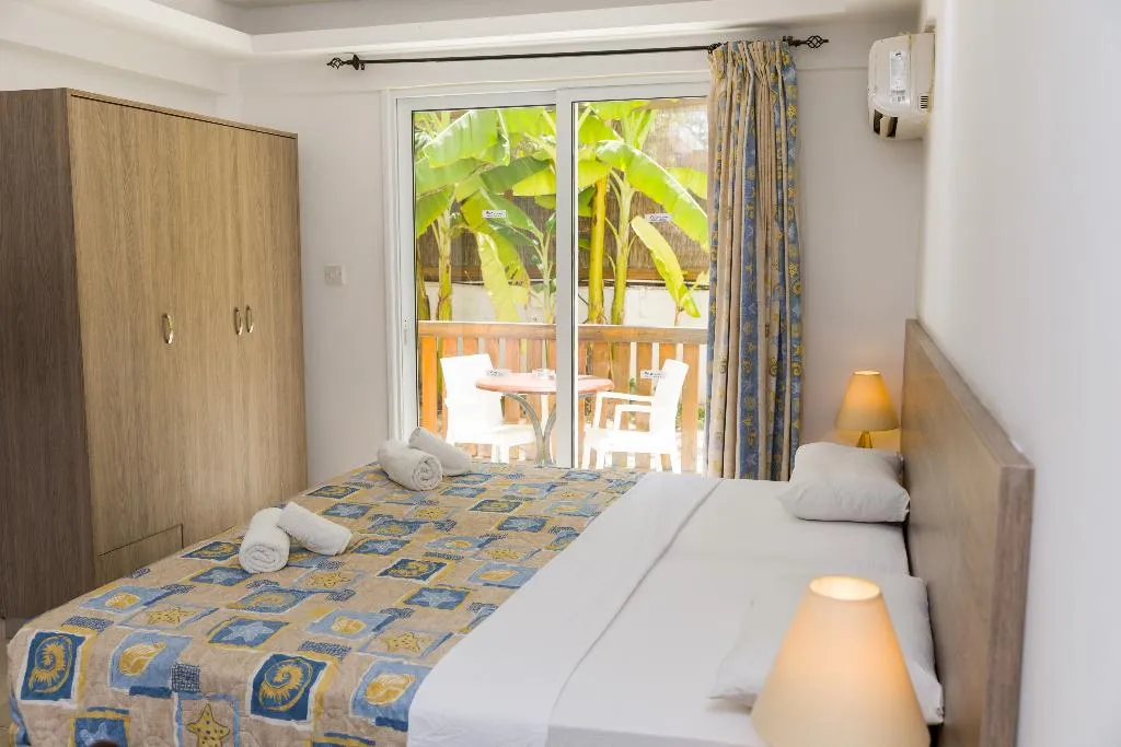 STUDIO STANDARD Room, Alecos Hotel Apts, Cyprus