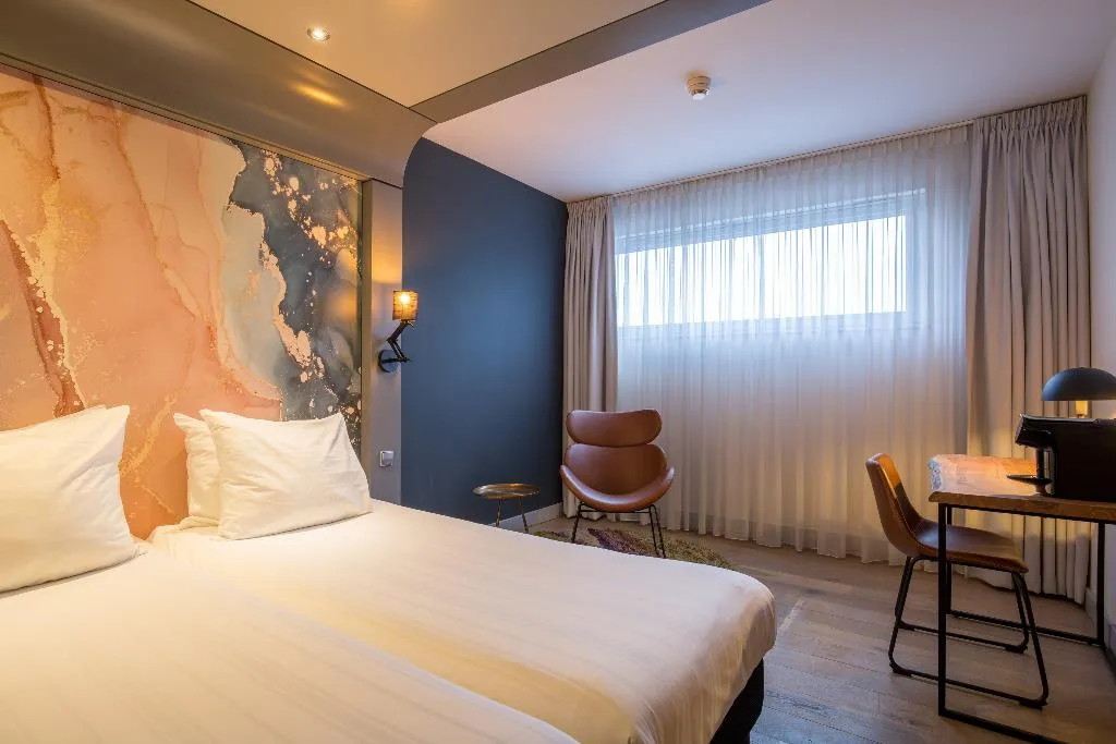 Room, Leonardo Hotel Almere City Center, Amsterdam