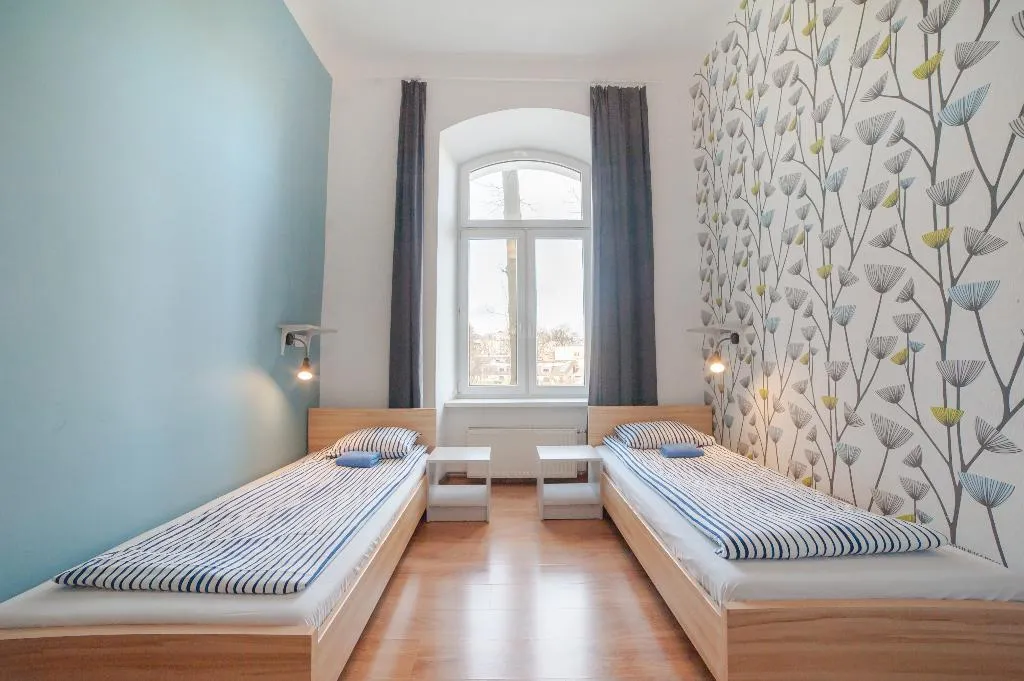 TWIN WITH SHARED BATHROOM Room, Hostel Atlantis Kraków, Krakow