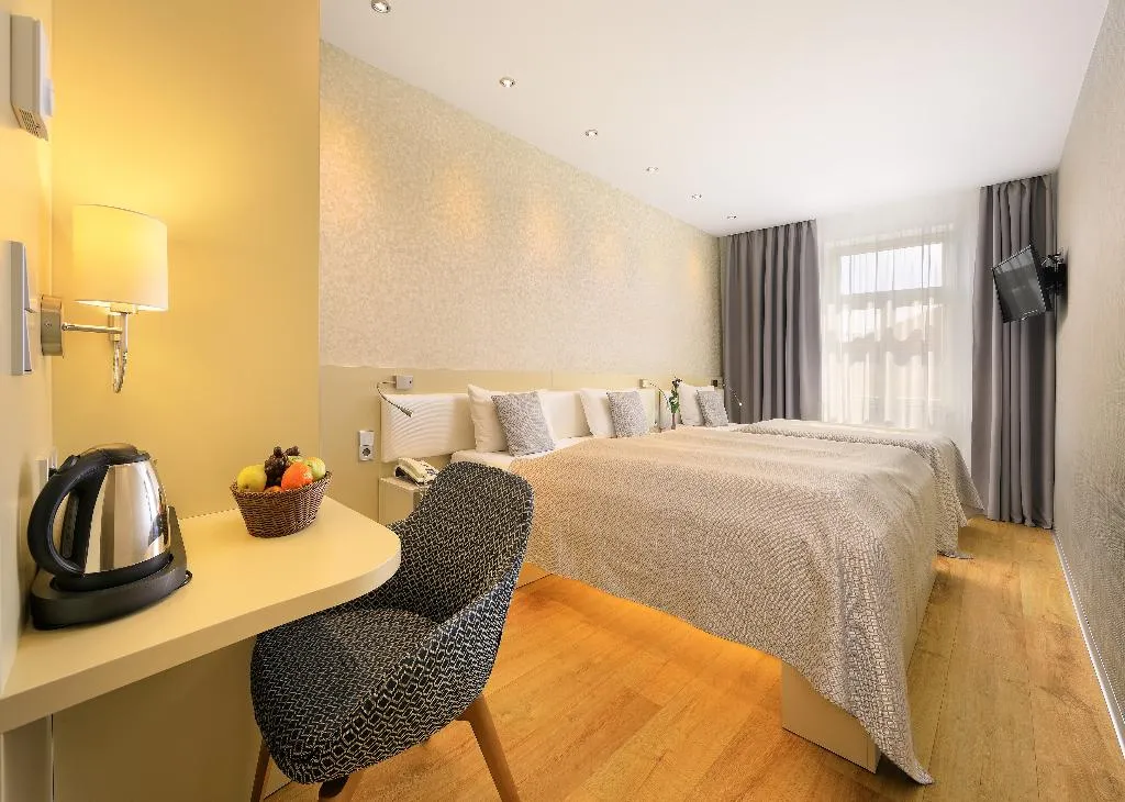 TRIPLE DELUXE Room, Ametyst, Prague