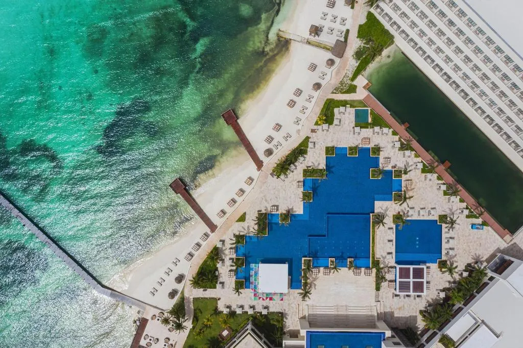 General view, Hyatt Ziva Cancun, Cancun Area