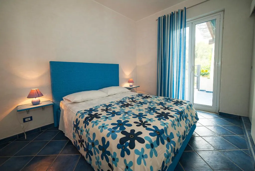 APARTMENT CAPACITY 5 TWO BEDROOMS Room, Magico Appartamenti Scafa, Catania