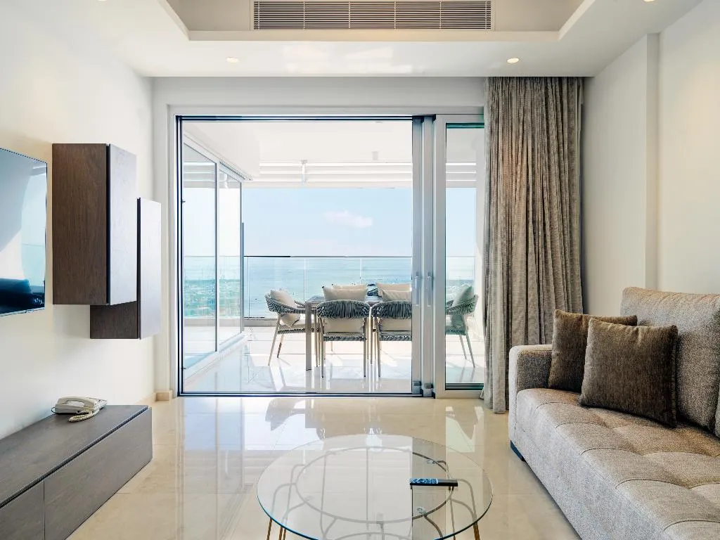 APARTMENT LUXURY Room, The Tower at St Raphael Resort, Cyprus