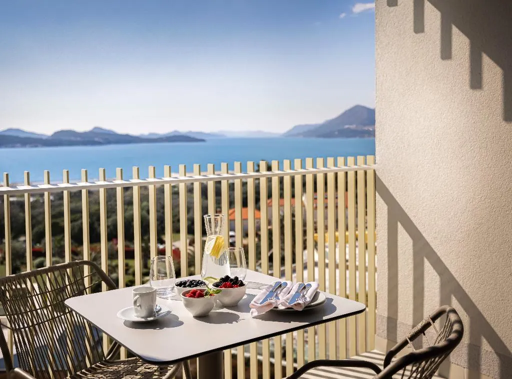 DOUBLE SUPERIOR WITH BALCONY Room, Valamar Lacroma Hotel 4*, Dubrovnik