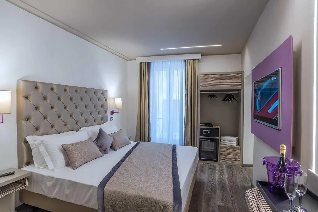 FAMILY ROOM TWO DOUBLE BEDS Room, Colonna Suite Del Corso, Rome