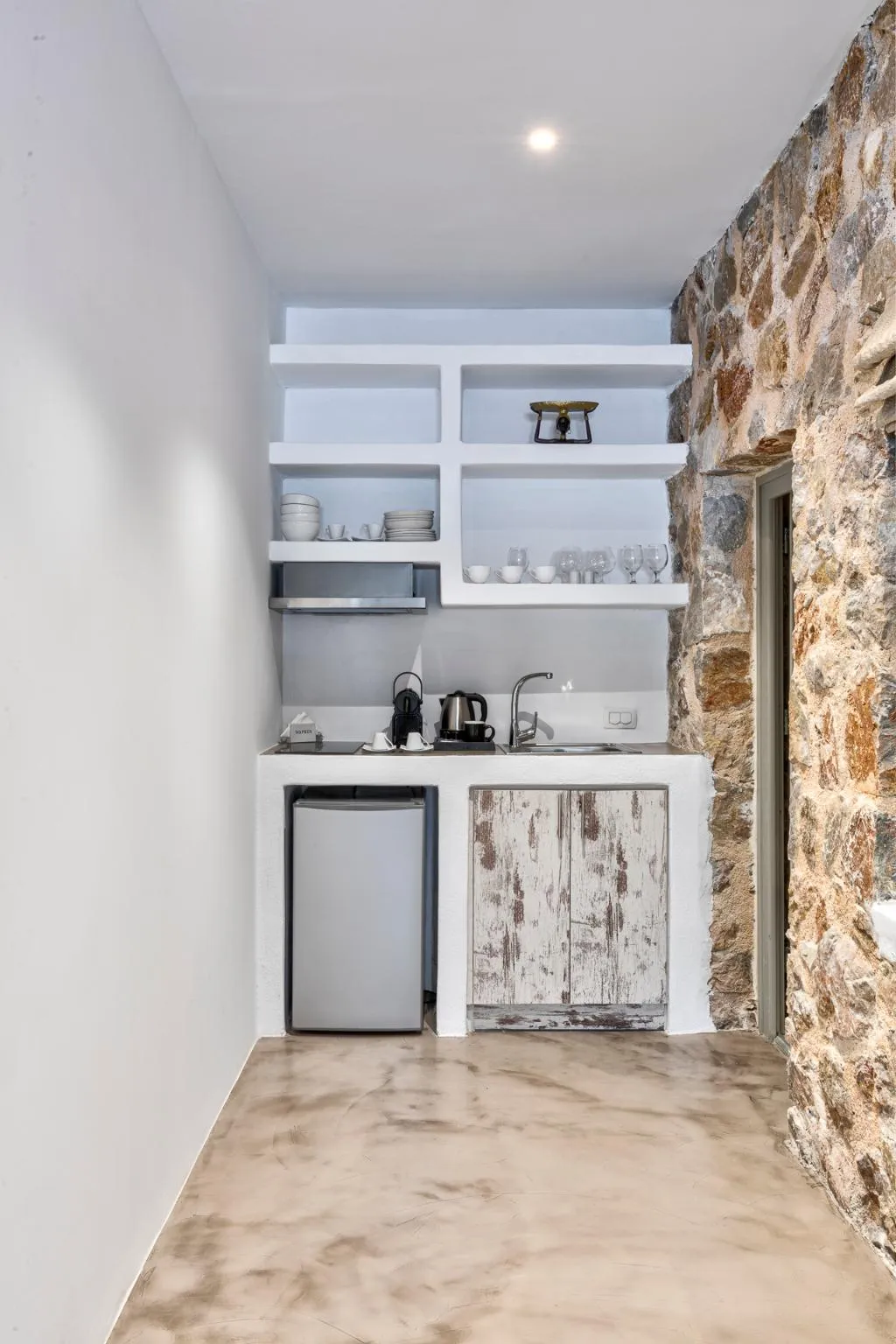 VILLA WITH PRIVATE POOL Room, Desiterra Resort, Santorini