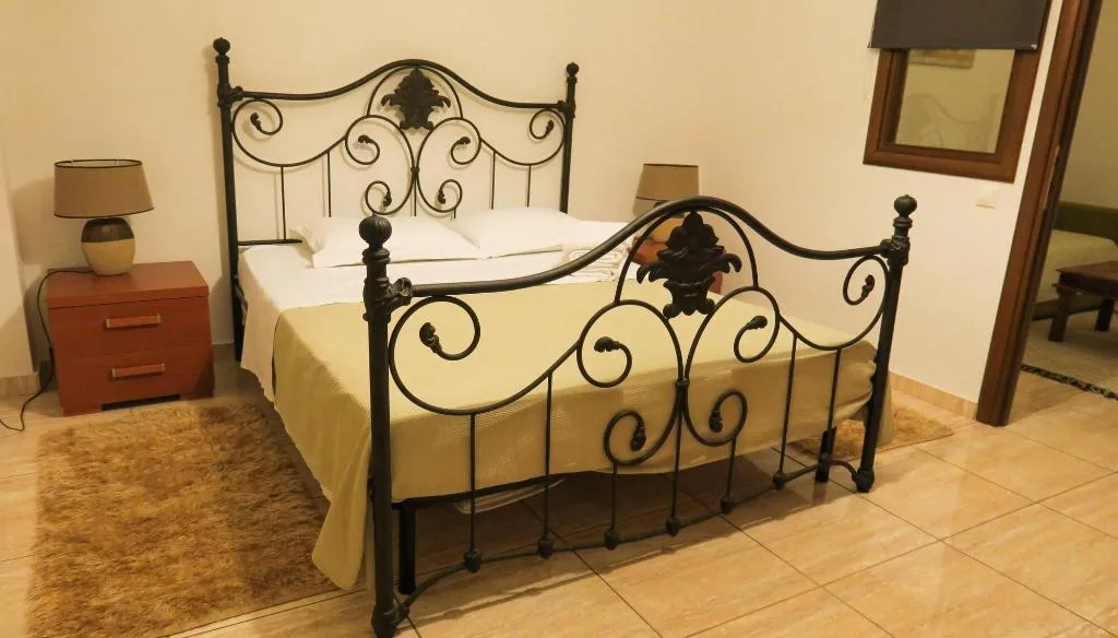 Room, Kallisti Apartments, Skiathos