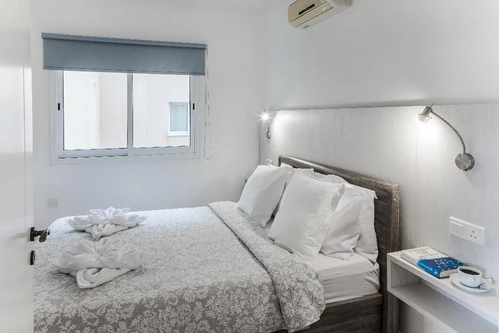 APARTMENT POOL VIEW TWO BEDROOMS Room, Artemis Cynthia Complex, Cyprus