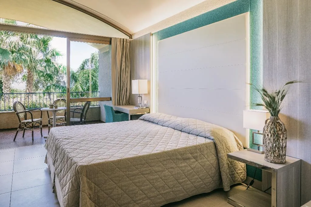 JUNIOR SUITE SEA VIEW Room, MClub Alicudi, Catania