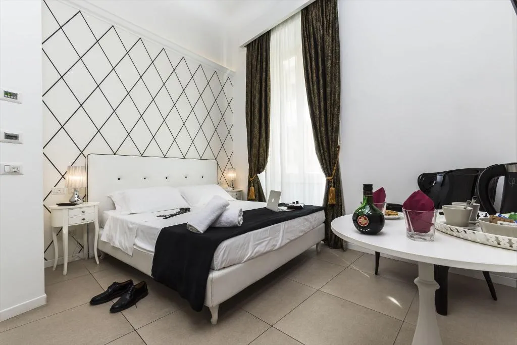 DOUBLE DELUXE KING BED Room, La Casa Di Morfeo, Florence