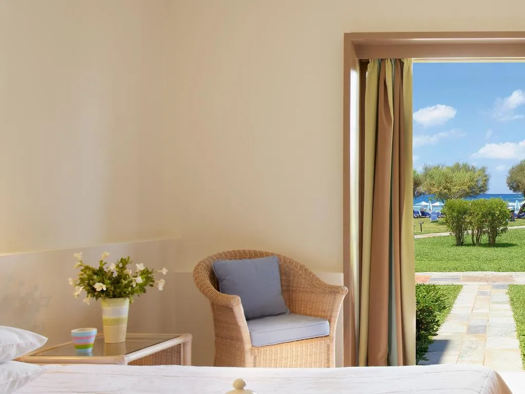 FAMILY ROOM SEA VIEW Room, Grecotel Meli Palace, Crete