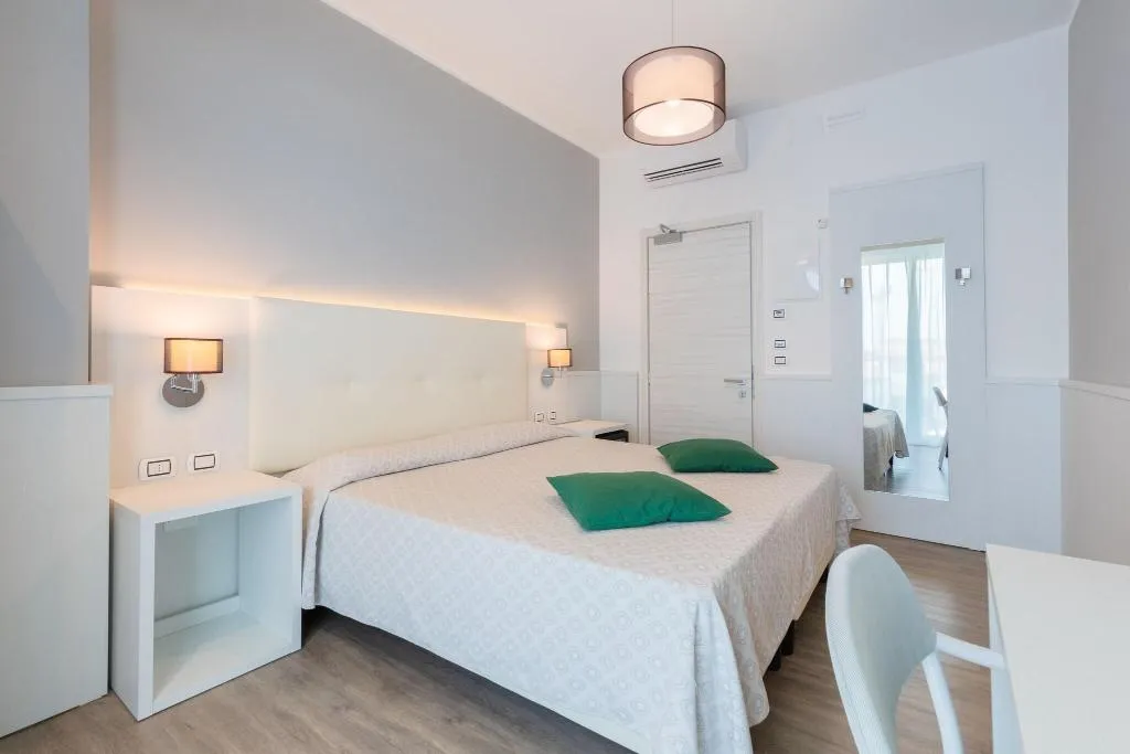 Room, Hotel Austria, Venice