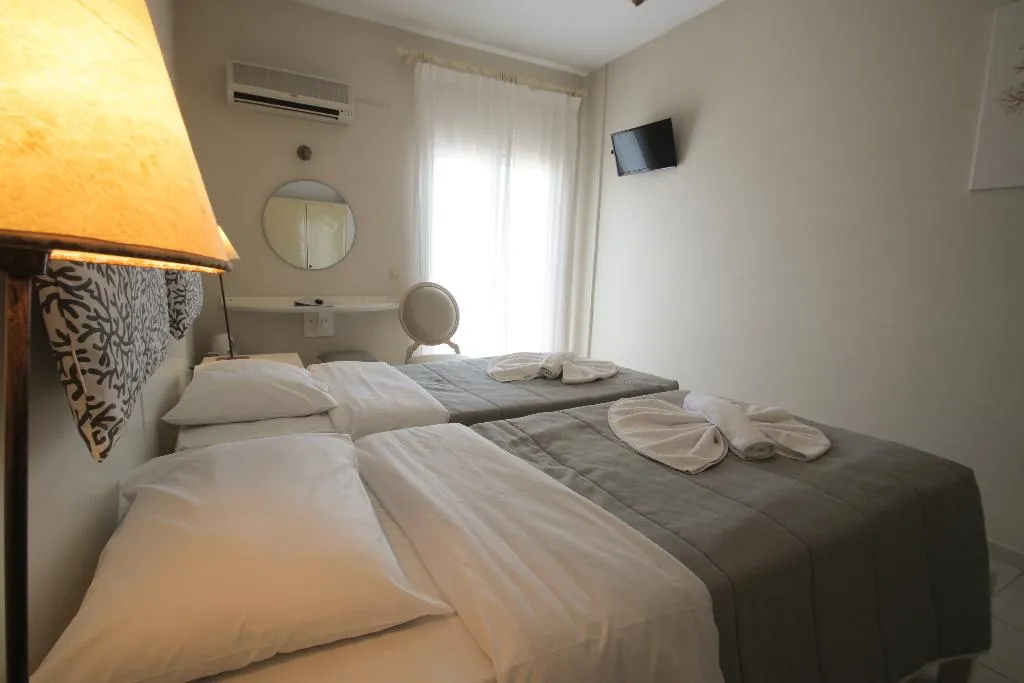 Double or Twin STANDARD Room, Coral Beach, Corfu