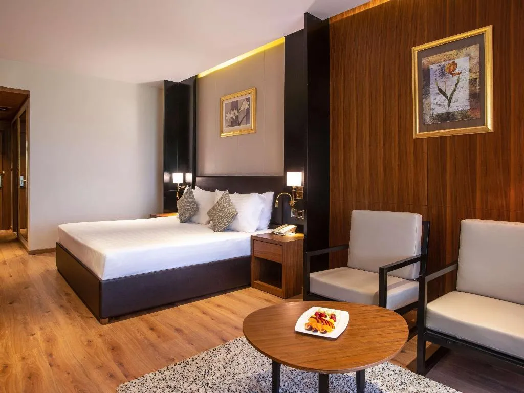 Room, Movenpick Cairo Media City, Cairo