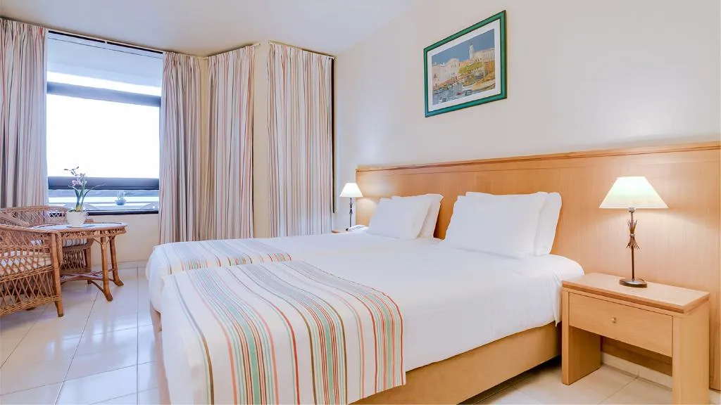 Double or Twin STANDARD Room, Auramar Beach Resort, Algarve