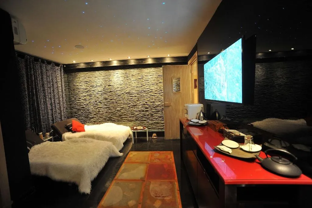 Sports and Entertainment, Casablanca Suites & Spa, Casablanca
