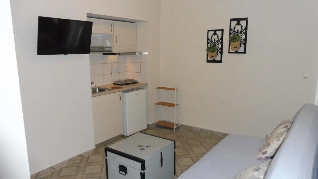 APARTMENT TWO BEDROOMS Room, Klio Apartments And Studios, Thessaloniki